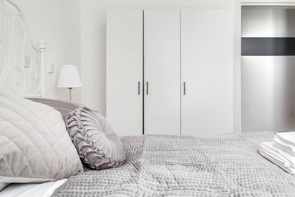 Luxury 2Bed Spacious Apartment- City Centre- Free Parking Birmingham Exterior foto